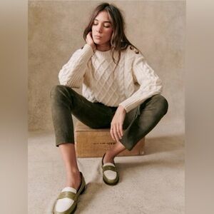 SÉZANE James Sweater in Cable Knit with Button Detail - Ecru/White 100% Merino